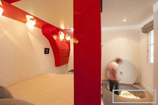 Originalni dizajn spavaće sobe: transformisana crveno-bela soba i kupatilo