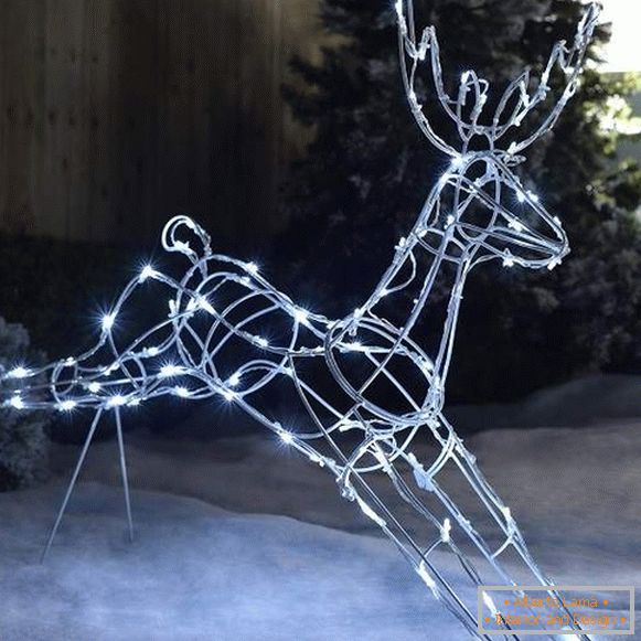 Novogodišnji jelen izrađen od žice sopstvenim rukama, fotografija 14
