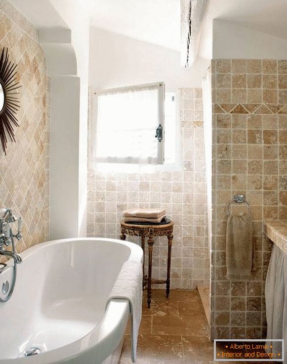 Pločica za kupatilo ispod kamena u stilu Provansa