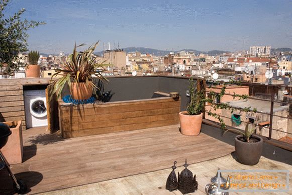 Balkon male studije u Barseloni