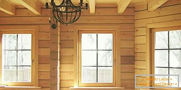 prozori u drvenoj kući