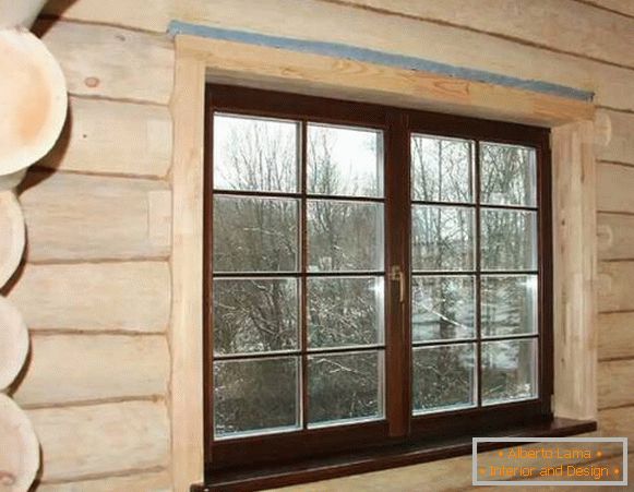 prozori u drvenoj kući