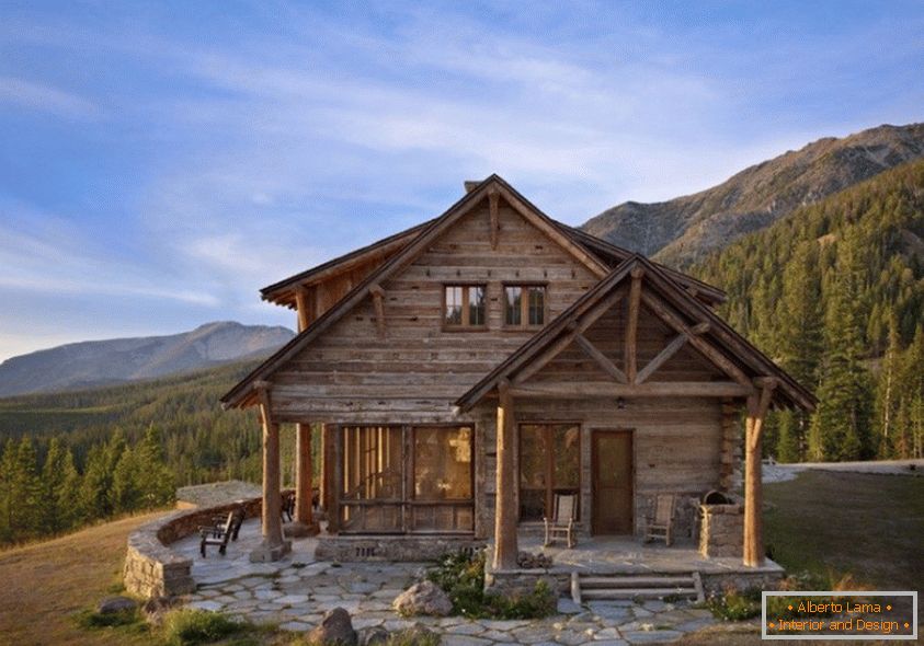 Luksuzna drvena kuća u planinama