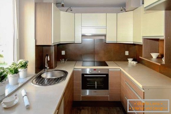 moderna kuhinja 8 m² dizajna fotografija, foto 60