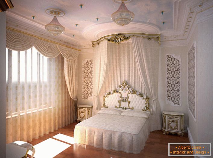 Moderna spavaća soba u baroknom stilu.