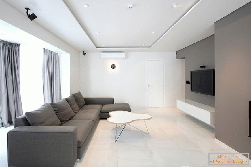 Asimetrična dnevna soba u minimalističkom stilu