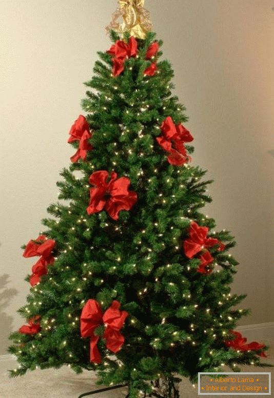 minimalističko-božićno drvo