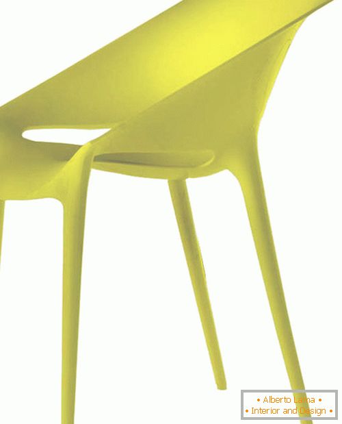 Elegantna stolica Philippe Starck i Eugeni Quitllet