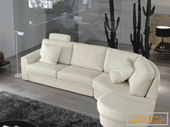 Mekana ugaona sofa - fotografija u bijeloj boji