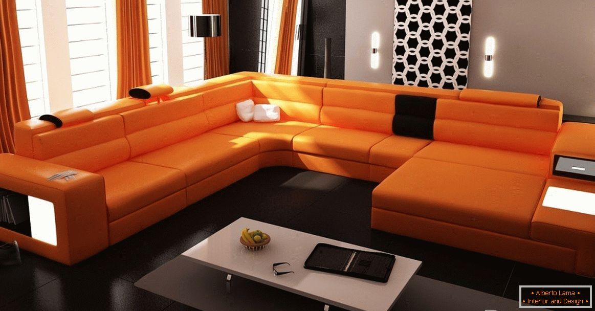 Narandžasti sofa u strogoj dnevnoj sobi